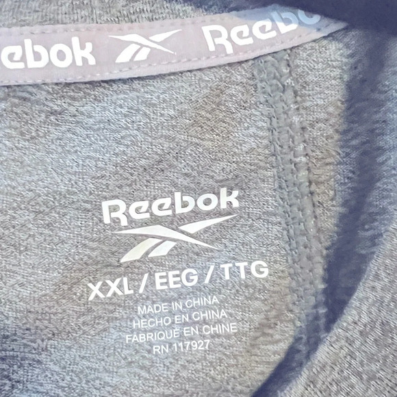 Reebok Throwback Graphic Crop Tank size XXL - Picture 4 of 6